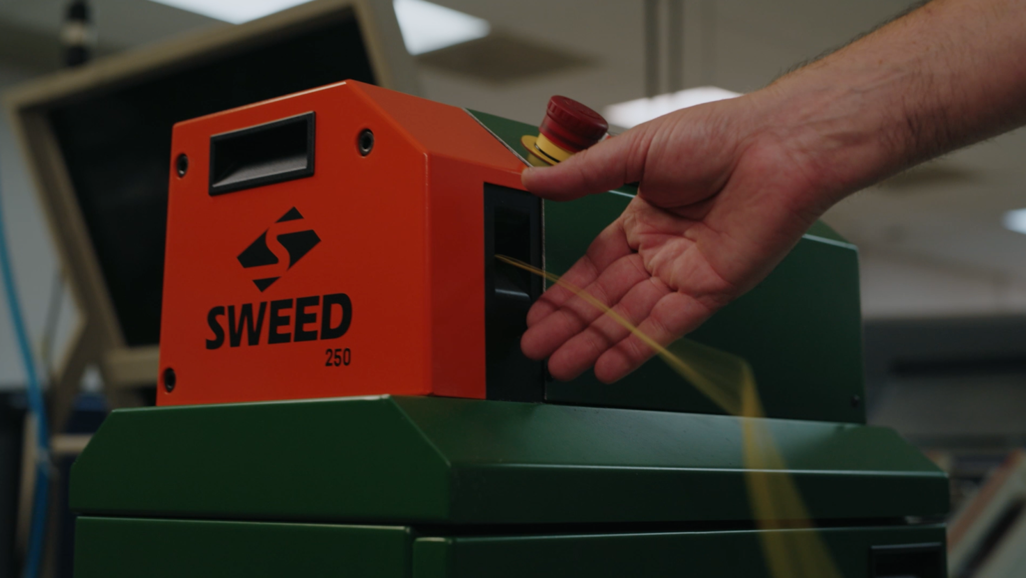 SWEED 250 G STRAPPING CHOPPER